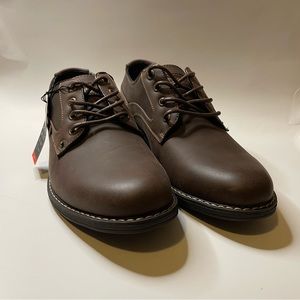 Levi’s Midway dark brown shoes